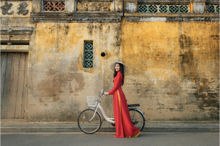 Colorful bicycles lined up in Hoi An Ancient Town